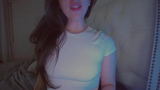 Gallery image thumbnail from Isabelle's myfreecams stream on, 03/13/2024, 06:46 image 5 of 20