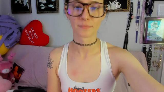 Gallery image thumbnail from Isabelle_Babe's myfreecams stream on, 09/06/2023, 11:55 image 6 of 20