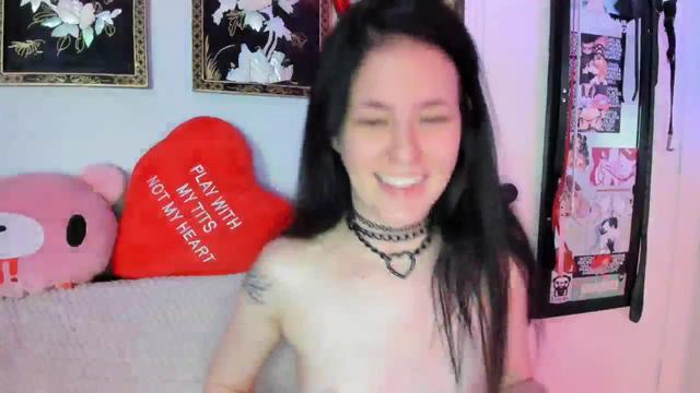 Gallery image thumbnail from Isabelle_Babe's myfreecams stream on, 03/01/2024, 12:29 image 18 of 20