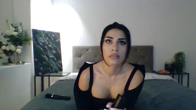 Gallery image thumbnail from ItsMe's myfreecams stream on, 11/14/2023, 14:37 image 6 of 20