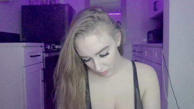 Gallery image thumbnail from ItsRavenRoses's myfreecams stream on, 10/05/2023, 06:38 image 11 of 20