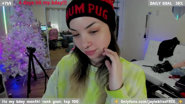 Gallery image thumbnail from JaylaBliss's myfreecams stream on, 12/26/2023, 09:43 image 7 of 20