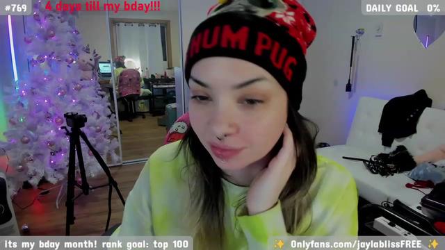 Gallery image thumbnail from JaylaBliss's myfreecams stream on, 12/26/2023, 09:43 image 15 of 20