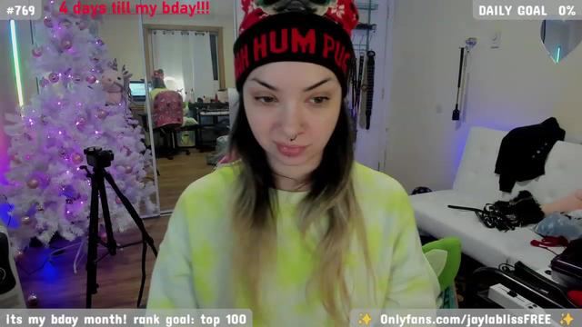 Gallery image thumbnail from JaylaBliss's myfreecams stream on, 12/26/2023, 09:43 image 20 of 20