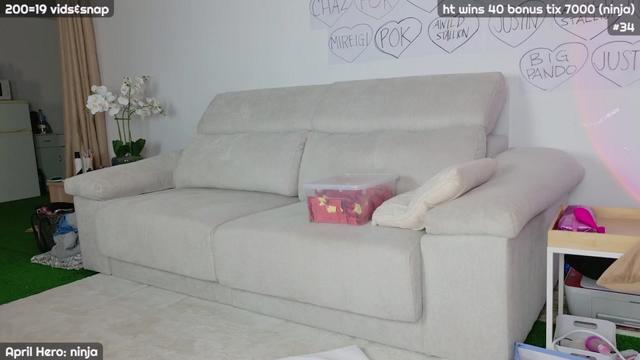 Gallery image thumbnail from JennyXO's myfreecams stream on, 04/17/2024, 20:32 image 20 of 20