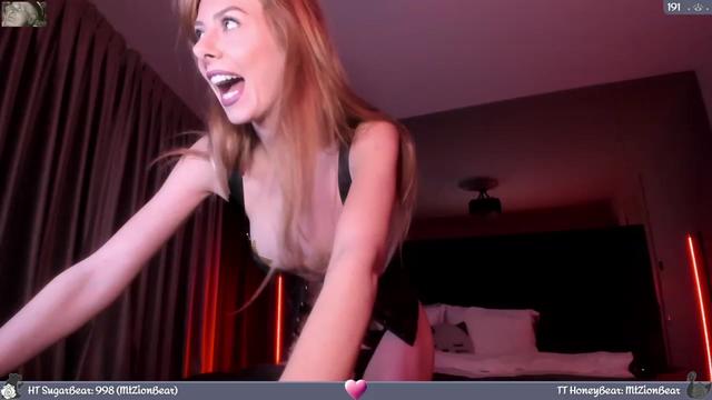 Gallery image thumbnail from JoBearr's myfreecams stream on, 02/18/2024, 02:22 image 7 of 20