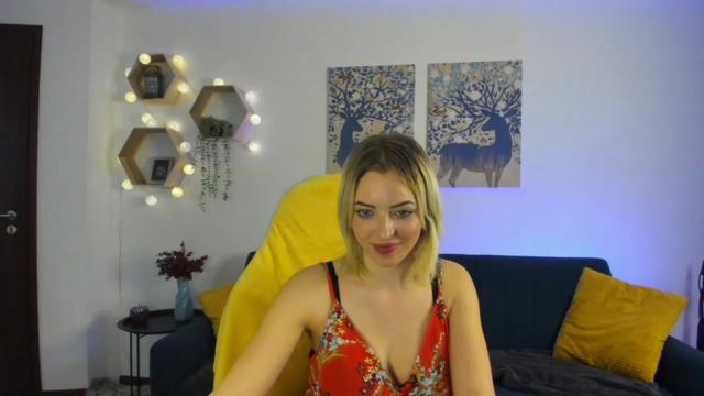 Gallery image thumbnail from Julia_Gold18's myfreecams stream on, 01/23/2023, 10:58 image 6 of 20