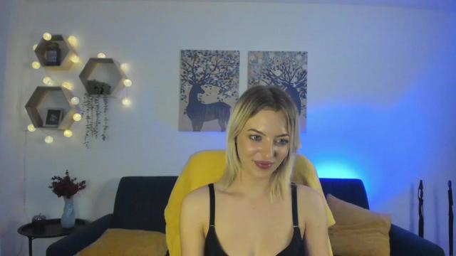 Gallery image thumbnail from Julia_Gold18's myfreecams stream on, 03/03/2023, 13:52 image 11 of 20