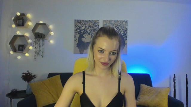 Gallery image thumbnail from Julia_Gold18's myfreecams stream on, 03/06/2023, 12:50 image 11 of 20