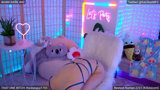 Gallery image thumbnail from Kati3Kat's myfreecams stream on, 08/16/2023, 05:38 image 16 of 20