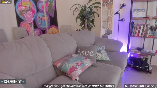 Gallery image thumbnail from KatieCroft's myfreecams stream on, 03/14/2024, 17:50 image 19 of 20