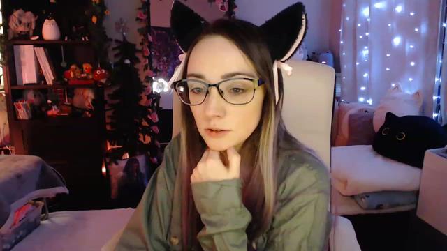 Gallery image thumbnail from KittySmolz's myfreecams stream on, 02/03/2023, 07:11 image 4 of 20