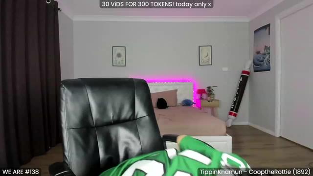 Gallery image thumbnail from KleoBratra's myfreecams stream on, 01/27/2023, 10:50 image 19 of 20
