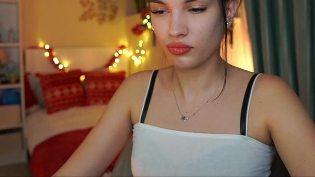 Gallery image thumbnail from Kylie_Quinn's myfreecams stream on, 12/29/2023, 22:32 image 16 of 20