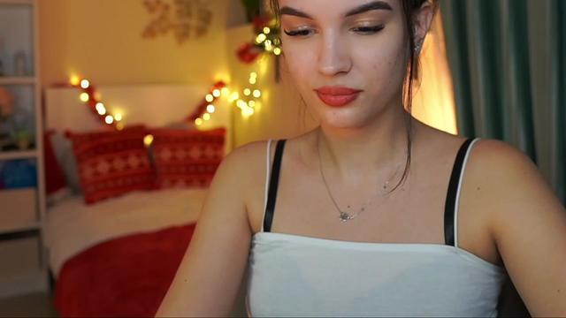 Gallery image thumbnail from Kylie_Quinn's myfreecams stream on, 12/29/2023, 22:32 image 17 of 20