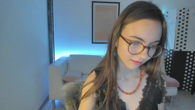 Gallery image thumbnail from Leilastar18's myfreecams stream on, 01/16/2023, 12:17 image 12 of 20
