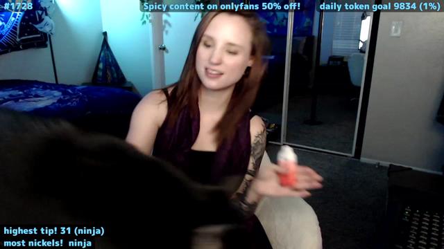 Gallery image thumbnail from LilithMoon_'s myfreecams stream on, 12/19/2022, 13:34 image 6 of 20