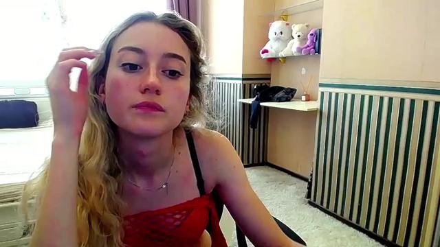 Gallery image thumbnail from LinaRum__'s myfreecams stream on, 08/23/2023, 10:56 image 2 of 20