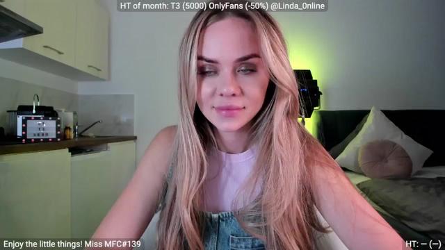 Gallery image thumbnail from Linda_0nline's myfreecams stream on, 04/22/2024, 18:14 image 9 of 20