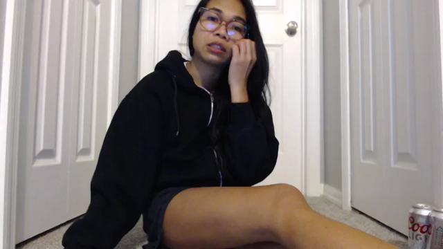 Gallery image thumbnail from Littlekai2023's myfreecams stream on, 02/13/2024, 05:11 image 6 of 20