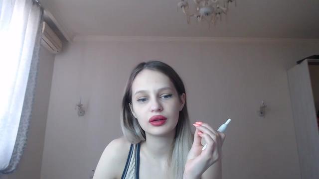 Gallery image thumbnail from Lola_vi's myfreecams stream on, 03/03/2023, 10:59 image 13 of 20