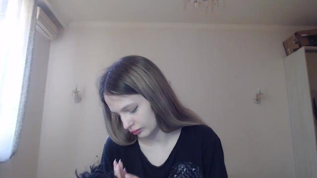 Gallery image thumbnail from Lola_vi's myfreecams stream on, 05/05/2023, 11:58 image 15 of 20