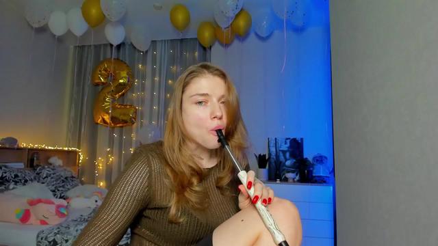 Gallery image thumbnail from Make_my_Luck's myfreecams stream on, 03/10/2024, 18:15 image 20 of 20