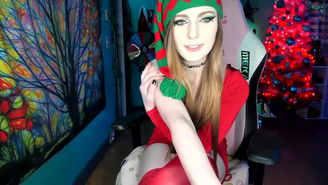 Gallery image thumbnail from MapleMaya's myfreecams stream on, 12/12/2022, 10:05 image 9 of 20