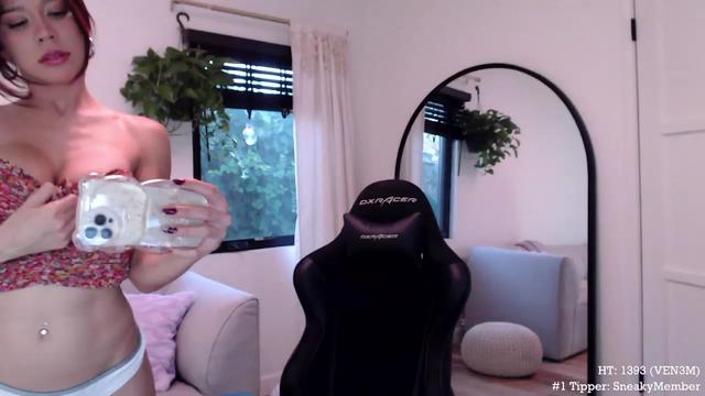 Gallery image thumbnail from Marie's myfreecams stream on, 08/22/2023, 03:01 image 16 of 20