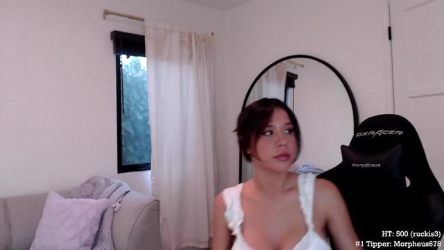Gallery image thumbnail from Marie's myfreecams stream on, 09/27/2023, 03:50 image 2 of 20