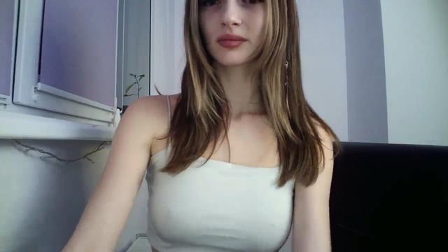 Gallery image thumbnail from MaryCoup's myfreecams stream on, 01/17/2024, 20:22 image 2 of 20