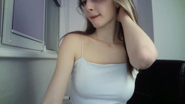 Gallery image thumbnail from MaryCoup's myfreecams stream on, 03/08/2024, 21:58 image 5 of 20