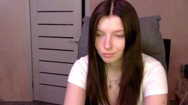 Gallery image thumbnail from MaybeMary's myfreecams stream on, 04/09/2024, 18:11 image 14 of 20