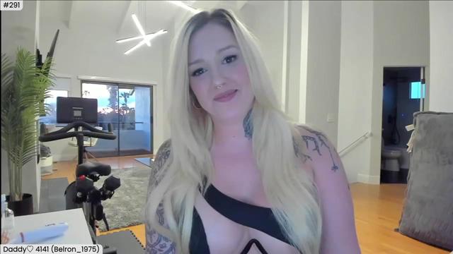 Gallery image thumbnail from Mermaidmiley's myfreecams stream on, 05/03/2023, 05:26 image 7 of 20