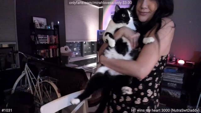 Gallery image thumbnail from Mirah's myfreecams stream on, 01/28/2023, 04:33 image 15 of 20