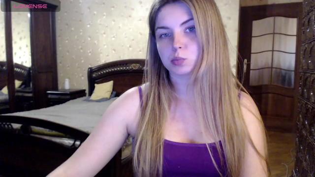 Gallery image thumbnail from Miriam_Mills's myfreecams stream on, 04/15/2024, 09:20 image 9 of 20