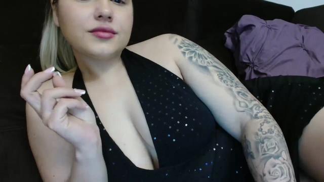 Gallery image thumbnail from MissDafina's myfreecams stream on, 02/15/2024, 21:47 image 18 of 20