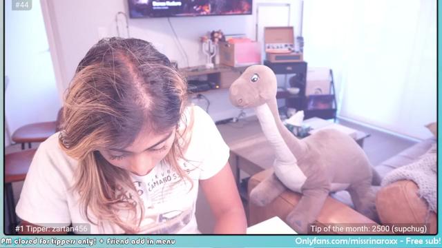 Gallery image thumbnail from Missrinaroxx's myfreecams stream on, 04/15/2024, 23:21 image 16 of 20