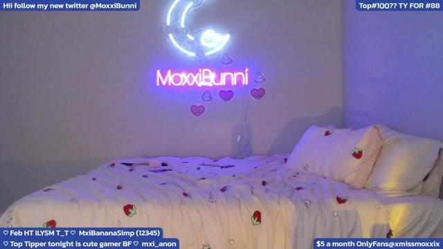 Gallery image thumbnail from MoxxiBunni's myfreecams stream on, 02/18/2024, 05:40 image 8 of 20