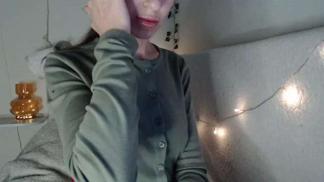 Gallery image thumbnail from Nora_Sweet's myfreecams stream on, 03/07/2023, 12:03 image 10 of 20