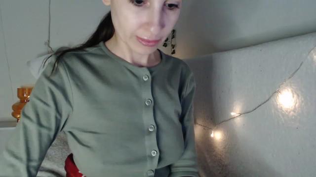 Gallery image thumbnail from Nora_Sweet's myfreecams stream on, 03/07/2023, 12:03 image 17 of 20