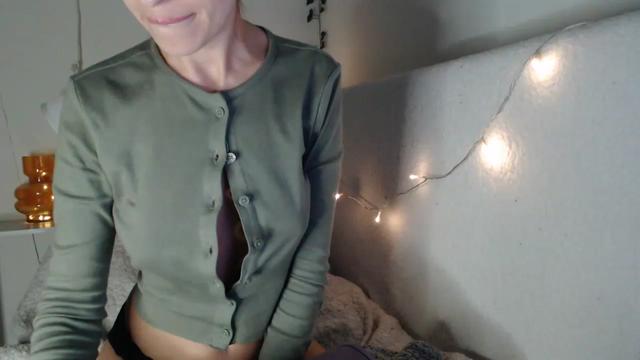 Gallery image thumbnail from Nora_Sweet's myfreecams stream on, 03/08/2023, 12:08 image 20 of 20