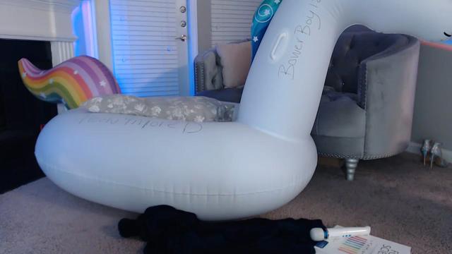 Gallery image thumbnail from Pink_Fawnnn's myfreecams stream on, 07/30/2023, 06:34 image 4 of 20