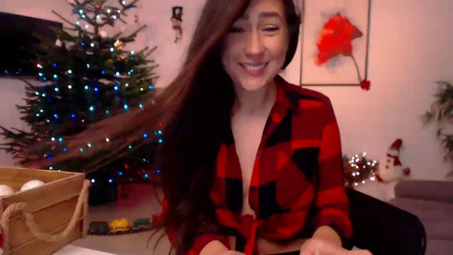 Gallery image thumbnail from PoppyNaked's myfreecams stream on, 12/11/2022, 06:17 image 10 of 20