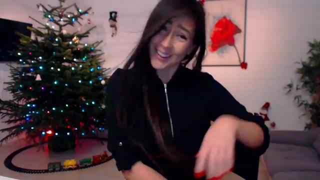 Gallery image thumbnail from PoppyNaked's myfreecams stream on, 12/28/2022, 05:36 image 16 of 20