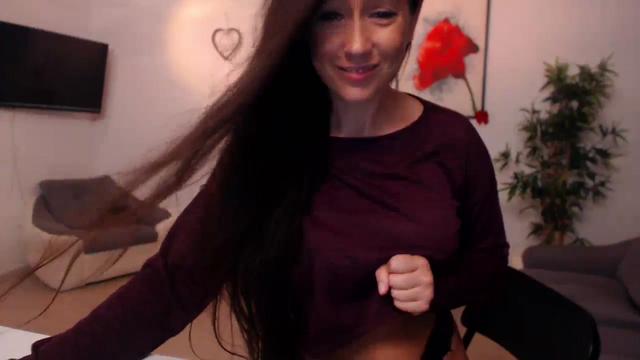 Gallery image thumbnail from PoppyNaked's myfreecams stream on, 09/17/2023, 06:01 image 18 of 20