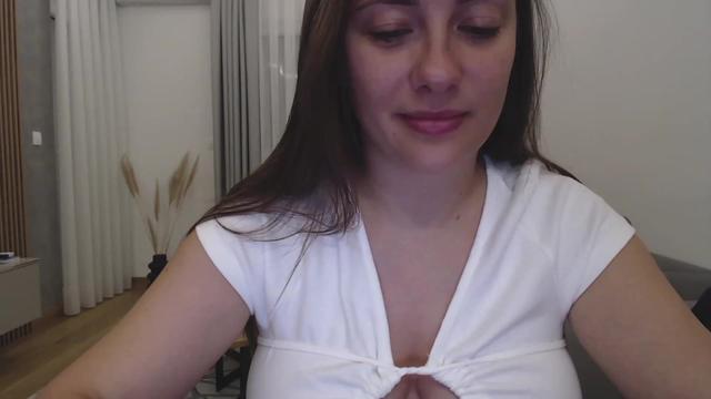 Gallery image thumbnail from QueenOfTease_'s myfreecams stream on, 10/05/2023, 06:02 image 11 of 20