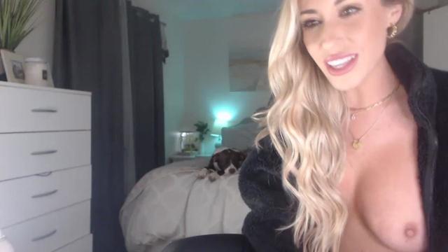 Gallery image thumbnail from Queen_bambii's myfreecams stream on, 02/17/2023, 10:46 image 9 of 20