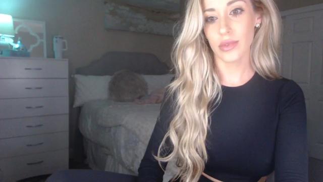 Gallery image thumbnail from Queen_bambii's myfreecams stream on, 10/03/2023, 05:09 image 1 of 20