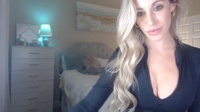 Gallery image thumbnail from Queen_bambii's myfreecams stream on, 01/30/2024, 06:32 image 4 of 20